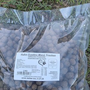 Huhn Gustino Menü Trockenfutter halbfeucht 2 KG
